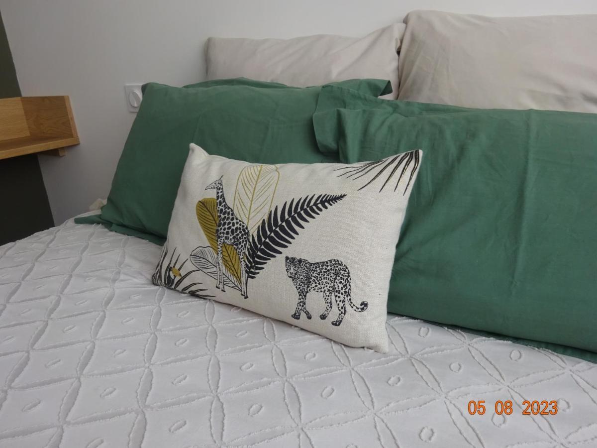 Dandy - Chambre Tout Confort Centre-Ville Nogent-Le-Rotrou Exterior foto