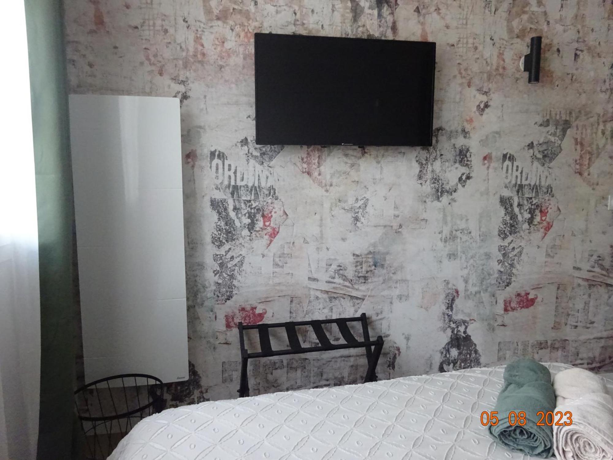 Dandy - Chambre Tout Confort Centre-Ville Nogent-Le-Rotrou Exterior foto